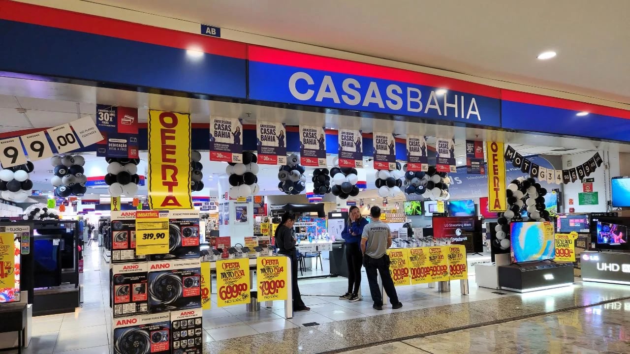 Casas Bahia (BHIA3) reduz prejuízo para R$ 369 milhões no 3T24