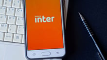 Inter (INBR32) anuncia novo CEO para liderar operações no Brasil