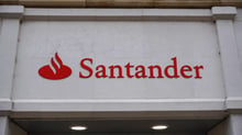 Santander demite e substitui quatro diretores executivos