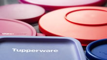 Tupperware declara falência: Entenda as razões por trás da crise financeira