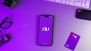 Vale a pena ter o cartão Nubank Ultravioleta?