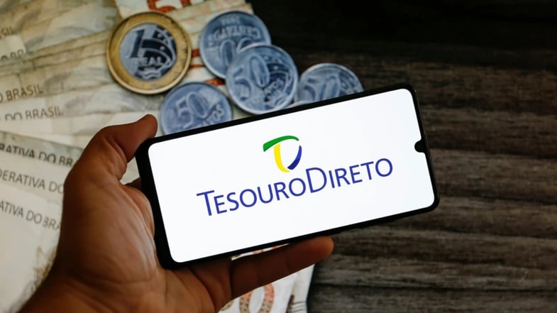 Tesouro prefixado ainda vale a pena com a Selic em alta?