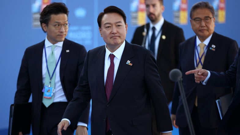 Lei marcial na Coreia do Sul: Presidente diz que vai revogar decreto