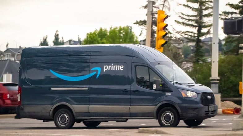 Amazon começa a vender carros nos Estados Unidos